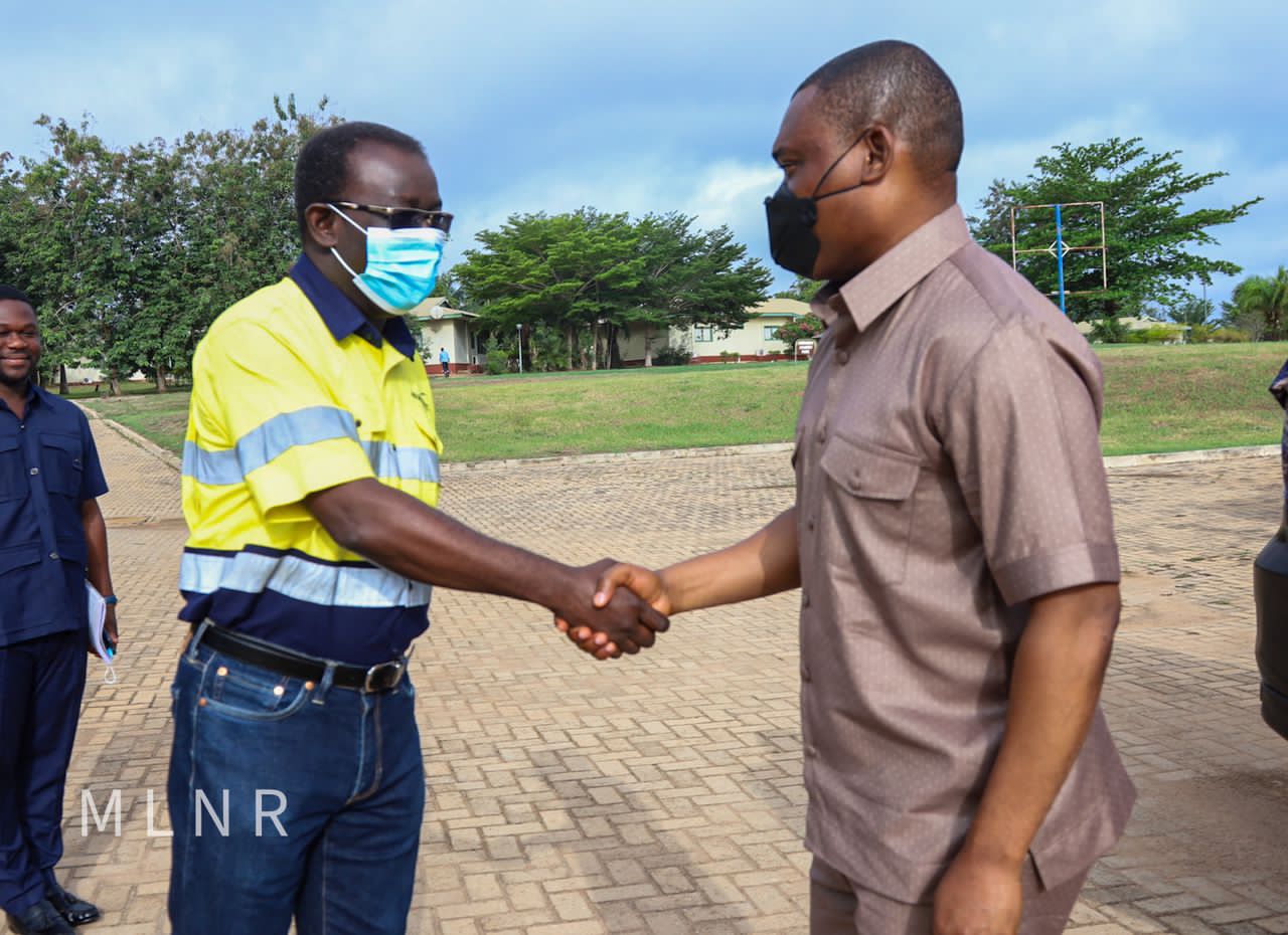 Mr George Mireku Duker exchanging pleasantries with Mr Kwame Addo-Kufuor.